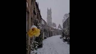 Beautiful castle in winter #shorts  #travelshorts #exploreuk