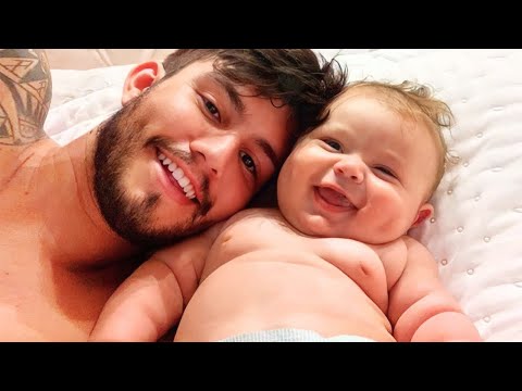 You're never bored when you're a Dad - Cute moments Baby playing with Daddy