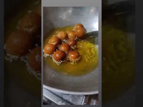 Gulab jaamun #gulabjamunathome #yummyfood गुलाब जामुन 😍 #sweetsrecipe