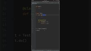 Python: method vs function #shorts