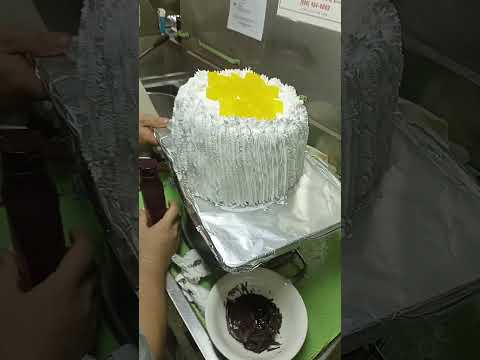 this is how to make a cake onboard ship