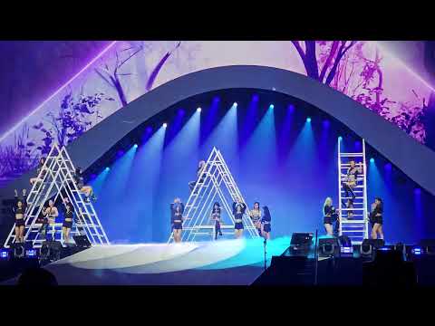 Twice 5th World Tour 'Ready To Be' - More & More (Arlington)
