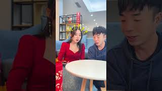 Why a Red Envelope Led to a Golden Collar Crown: Unveiling the Surprise