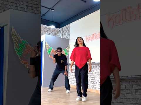 Qatal x Bhojpuri #qatalsong #bhojpuri #sortvideo #youtubeshorts #trendingsong #virlshort #dancerlife