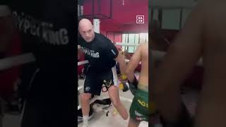Tyson Fury is a heavyweight moving like a middleweight in NEW training footage