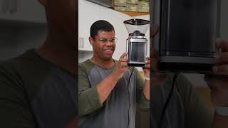 How to properly grind coffee beans #shorts #coffee