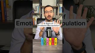 6 Signs of Emotional Manipulation