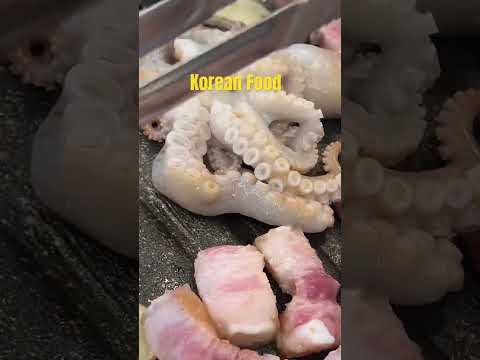 Korean Food - Live octopus 🐙!! #koreanfood #koreanfoodvlog #koreanfoodvlog #koreanfoodculture