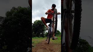 cycle stunt #shorts #youtube #ytshorts #viralshorts #cycle #cycleshorts #stunt #stuntshorts
