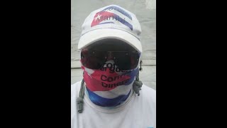 Los zapaticos me aprietan.