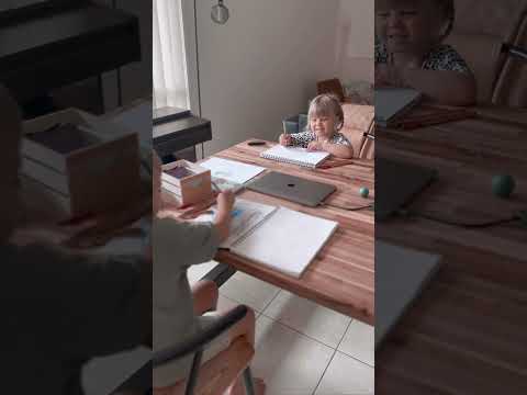 Homeschooling means stronger character + connection #homeschooling #motherhood