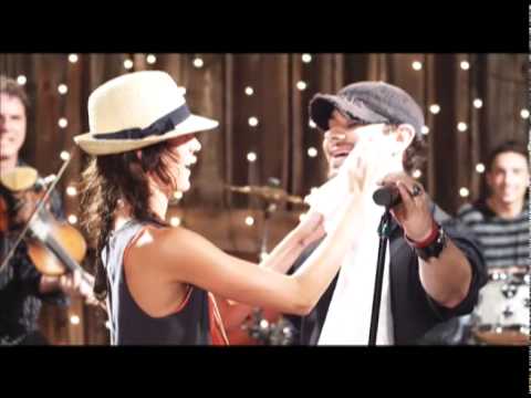 Ty Williams - Barn on the Rooftop