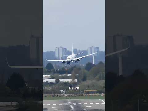 Indigo Flight Emergency Landing ??