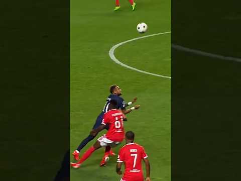 🔥 Neymar Shuts Down the Haters with a Killer Goal! ⚽👑#naymar #sports #football #naymarskills