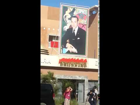 احتفالات ساكنة العيون بقدوم جلالة الملك محمد السادس