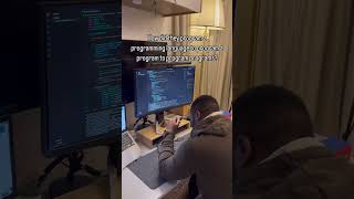 Who knows the answer? 😅 #programming #programminghumor #codingmemes