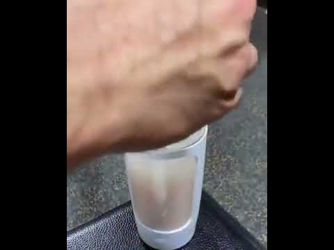 Electric protein powder mixing cup