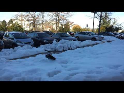 Kyosho Blizzard FR w/ Dual Brushless Motors - Running Video