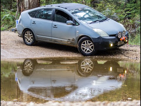 Exploring Lerderderg - Lifted Prius Winches Big Rock Steps!