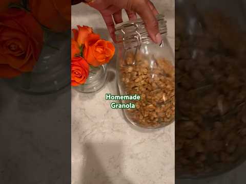I’ve learned #homemade #granola #cereal #smoothies #veganrecipes #eatwell #plantbased