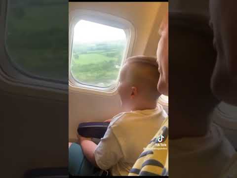 baby's first flight ✈️🛫