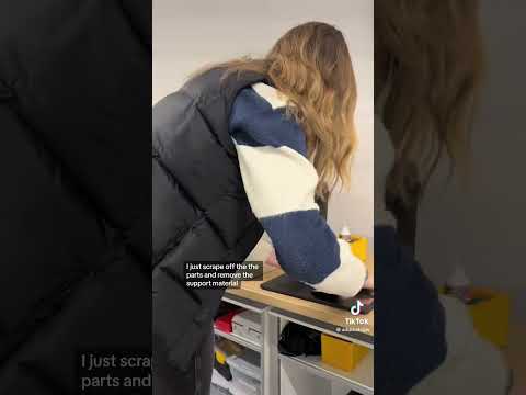 Addie on the team walks through prototype design and 3d printing. #technology #productdesign