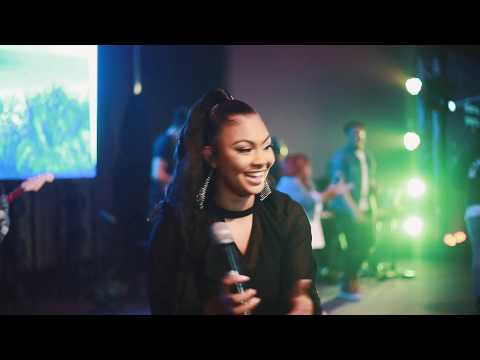 Bri Babineaux - He Paid It All [feat. Dante Bowe] (Official Live Video)