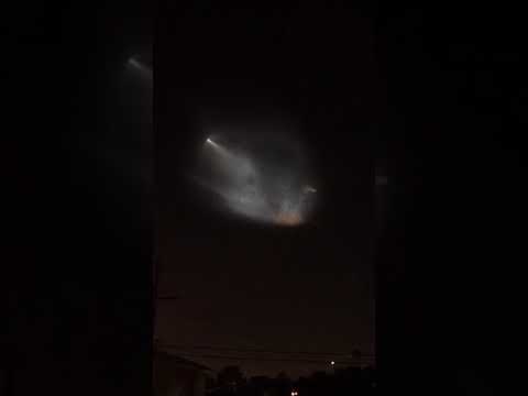 ROCKETS/SATELLITE/UFO/in Los Angeles. “FLAT EARTH”