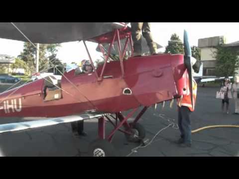 Neil's Tiger Moth Flight