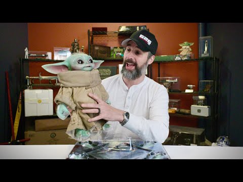 Episode 13 - The Child from The Mandalorian by Hot Toys