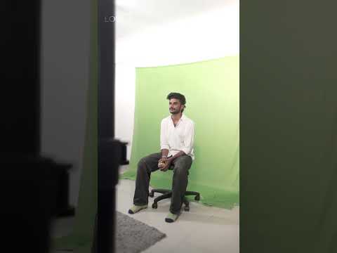 തിരശീലക്ക് പുറകിൽ...