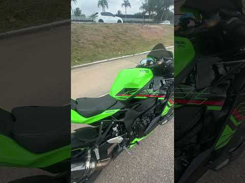 Kawasaki Ninja ZX4R #akrapovic #kawasaki #superbike #zx4r