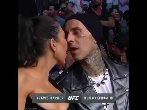 Kourtney Kardashian and Travis Barker Kiss! #shorts