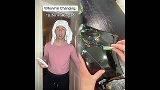 Moms have no chill😂😂 #tiktokcomedy #funny #laugh #mom #foryou