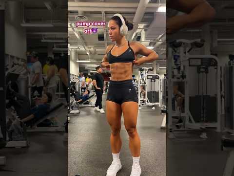MY Muscles are hidden BY T-SHIRT#shorts #gym #gymgirl #motivation #sixpack #gymworkout #yt #ytshorts