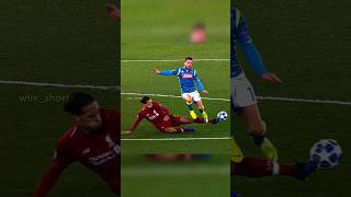The defending style of Van Dijk 🥶 #shorts #football