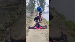 Watch the shocking incident of how he robbed someone with a fake leg