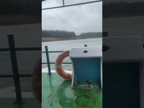 Ooty❄️Boat Ride🌊 with Rainy🌧️ Effect Awesome feel😍#ooty #boatriding #ootyboathouse #subscribe