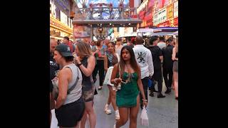 Don't make eye contact | Fremont Street Experience Las Vegas