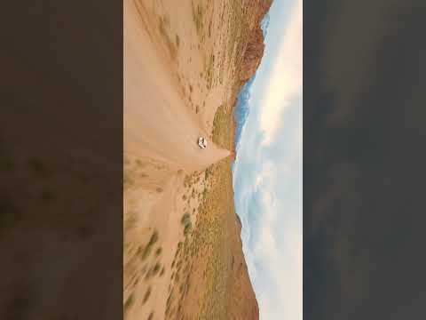 Flying FPV in Alabama Hills #shorts #fpv