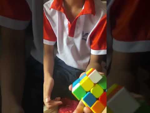 Khi bạn giải Rubik bằng một tay (3x3 OH)