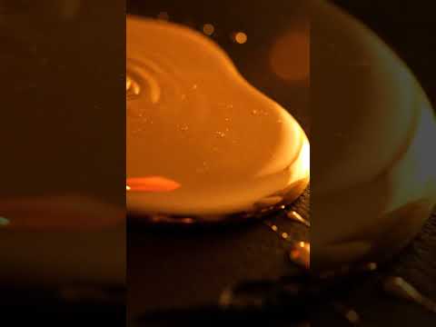 Golden Flow – Molten Drift