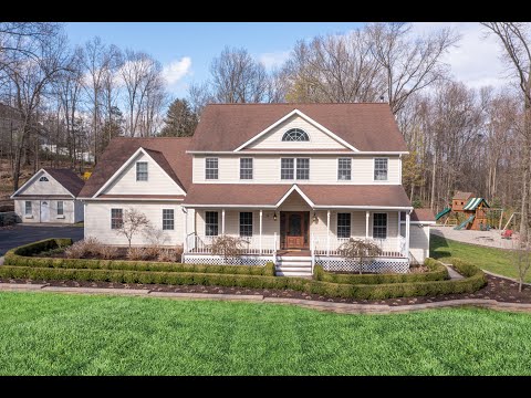 Just Listed! 26 Arrowhead Ct, Newburgh NY 12550