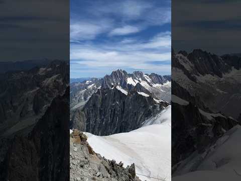 The outstanding view from Aiguille du Midi in #chamonix in #france 🇫🇷 #travel #mountains #explore