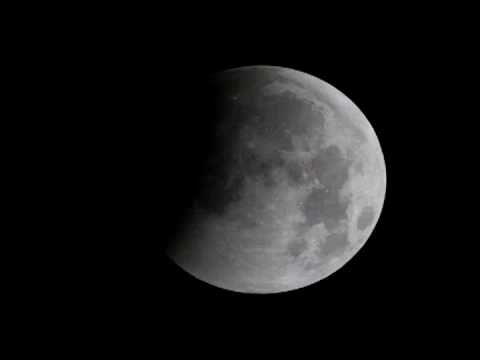 Total Lunar Eclipse Time-Lapse: 21.12.2010