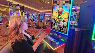 Ruby Plays the Super Shamlock Slot Machine in Las Vegas!