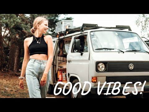 Good Vibes! - Wanderlust Folk Indie/Pop/Folk Playlist