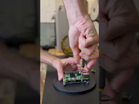 Real Minecraft Clock! 👀 #3dprinting #engineering #minecraft #gaming