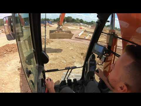 Hitachi 130LCN (a day at work)
