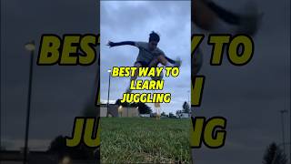 LEARN TO JUGGLE IN 3 EASY STEP!✅ #soccer #football #skill #tutorial #ronaldo #shorts #ballmastery